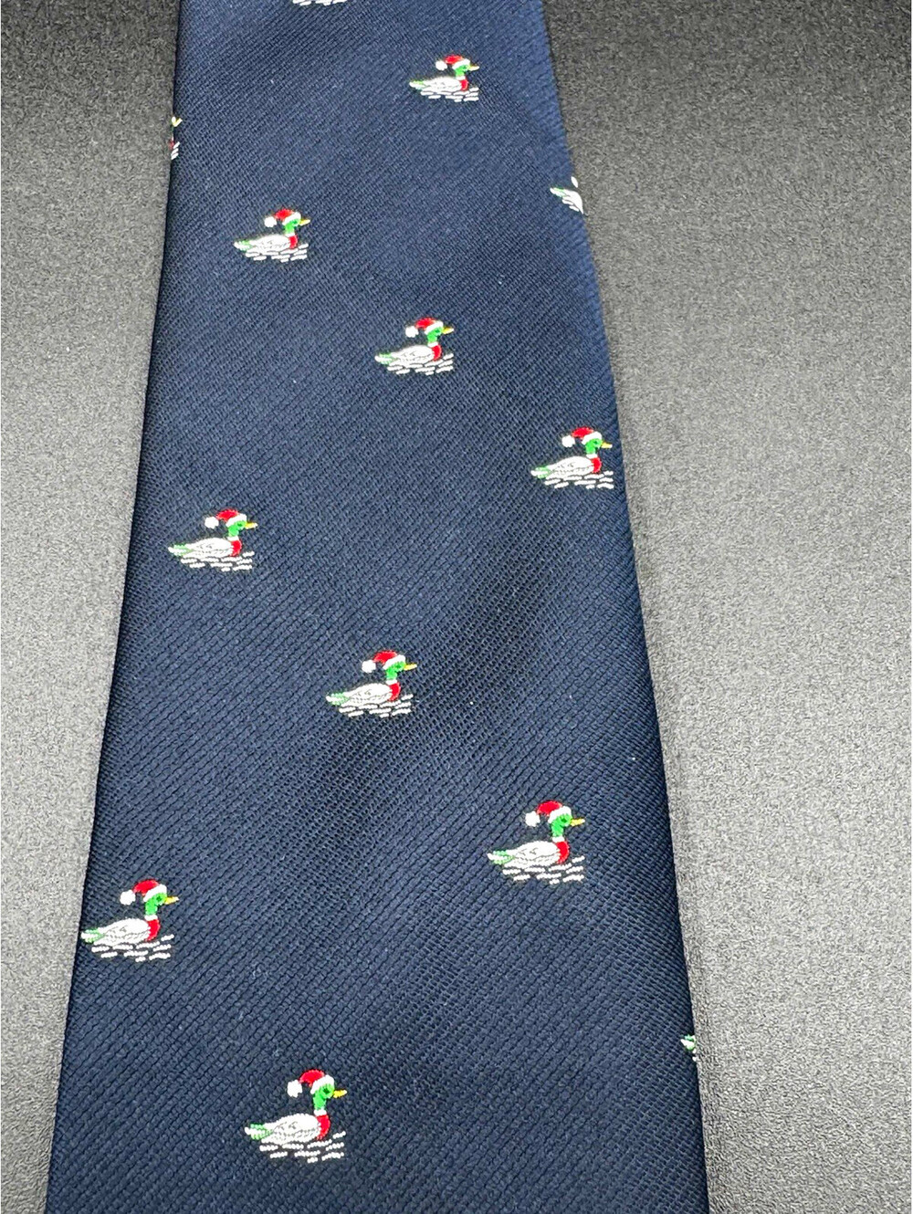 Vintage Cape Cod Neckwear Mallard Duck Santa Christmas Tie 56” x 3.25”